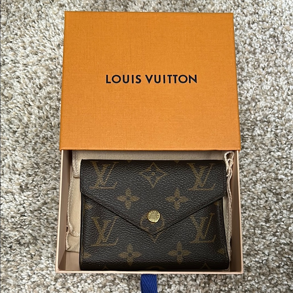 Louis Vuitton Brown/Rose Ballerine Monogram • Victorine Wallet